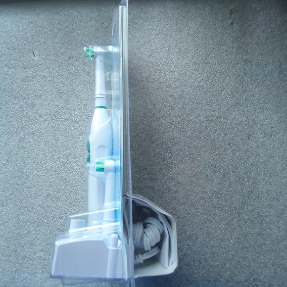 NEW Interplak Opticlean Power Plaque Remover Rechargeable Toothbrush - Picture 3 of 9
